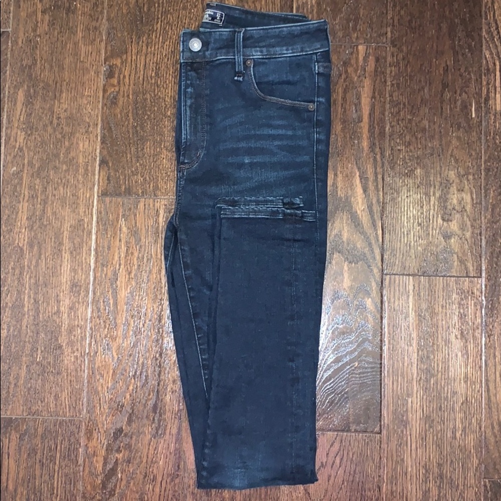 Abercrombie and Fitch skinny jean